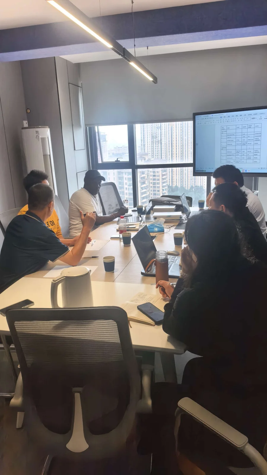Discussion between the Kenyan customer and the BHP engineering team during the MVR evaporator technical review